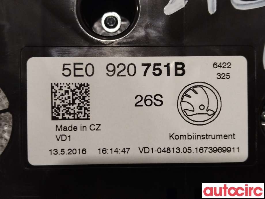 Instrumentpanel til Škoda Octavia 2013-2016 (Type III, Fase 1)  (SKODA|5E0920751B|)