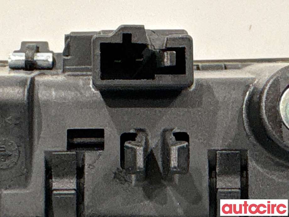 Bakluke/bakdør håndtak til Audi Q5 2008-2012 (Type I, Fase 1)  (AUDI|5N0827566T|5N0827566X)