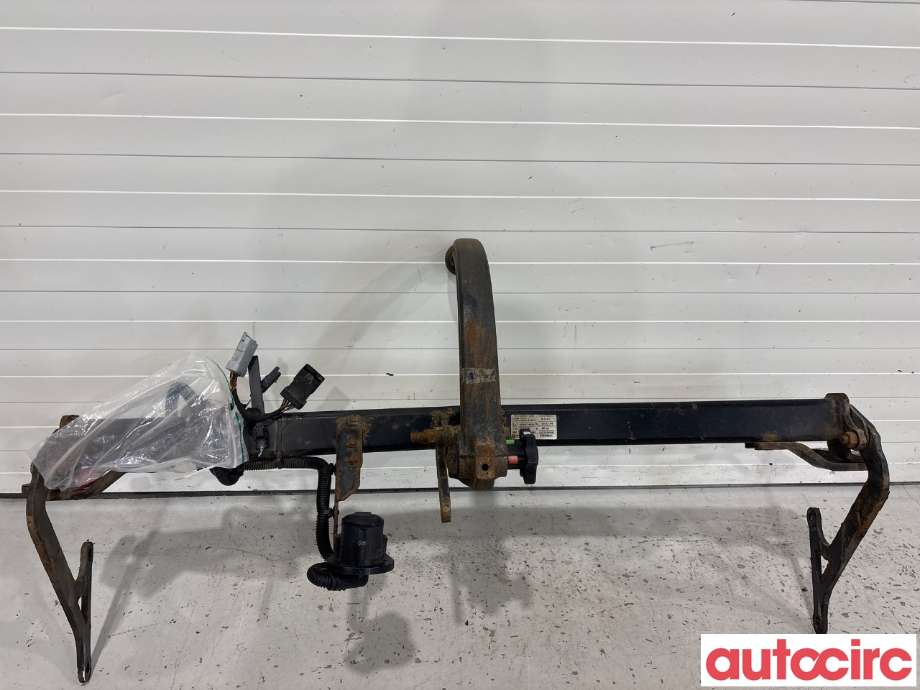 Hengerfeste til Peugeot 3008 2016-->> (Type II) (PEUGEOT|NO NR||9810078880)