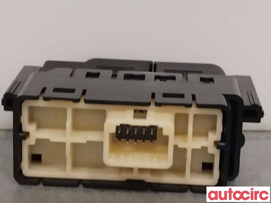 Bryter diverse til Toyota Prius 2016-2023 (Type IV) (combi) (combi) (TOYOTA|8401047210|)