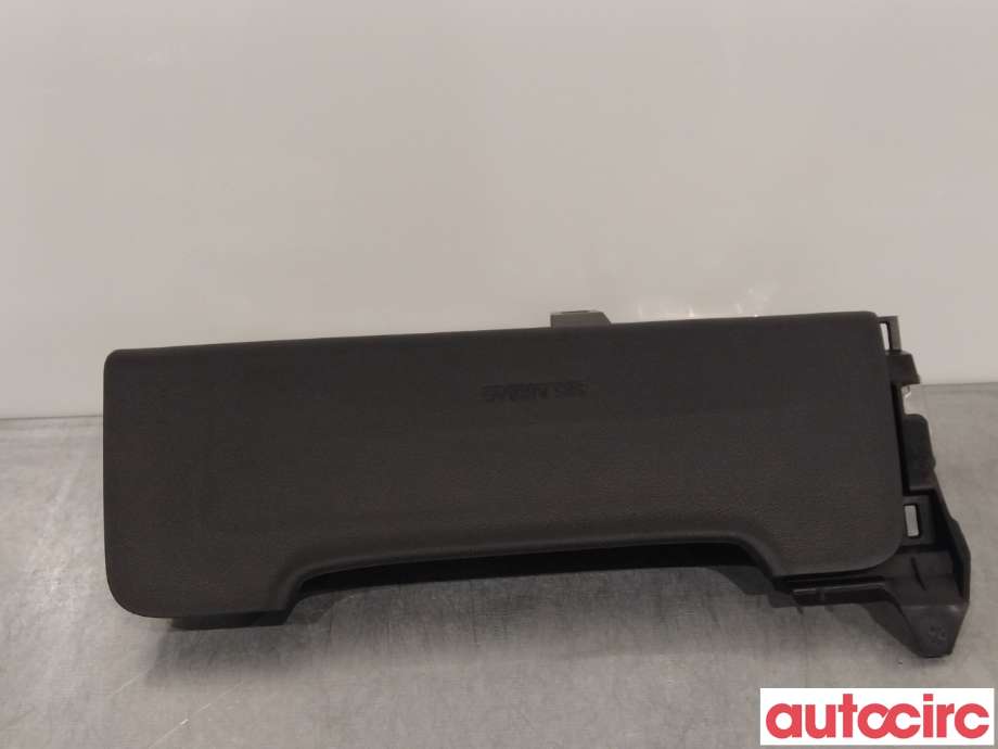 Airbag kne til Toyota Prius 2016-2023 (Type IV) (combi) (combi) (TOYOTA|7390047050C0|8B0A12216M3S)