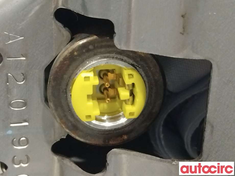 Airbag kne til Toyota Prius 2016-2023 (Type IV) (combi) (combi) (TOYOTA|7390047050C0|8B0A12216M3S)