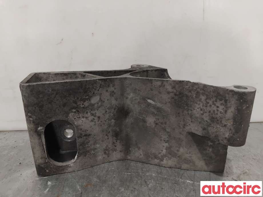 Motorfeste til Volvo XC90 2007-2014 (Type I, Fase 2)  (VOLVO|31262325|)
