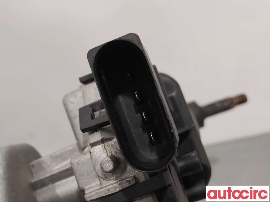 Viskermotor frontrute til Peugeot 2008 2013-2019 (Type I) (PEUGEOT|9815497780|0390241589)