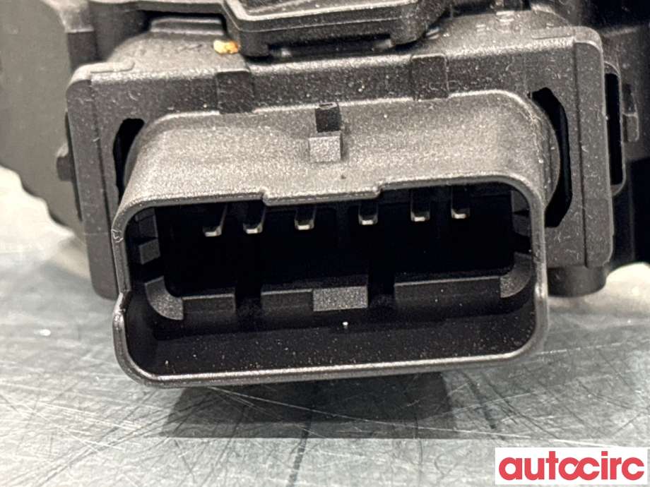 Pedal gass til Peugeot 2008 2019-->> (Type II)  (PEUGEOT|9827704480)