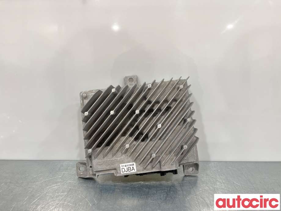 Bilstereo forsterker til Mazda MX-30, 2020-->> (MAZDA|DJBA-66-A20B)