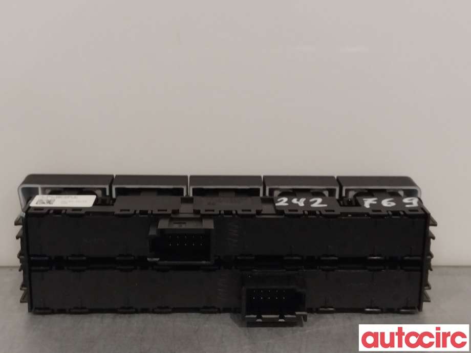Bryter diverse til Škoda Octavia 2013-2016 (Type III, Fase 1)  (SKODA|5E1927238H)