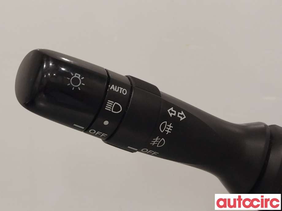 Bryter combi til Toyota RAV4 2006-2009 (Type III, Fase 1)  (TOYOTA|8430648030|)
