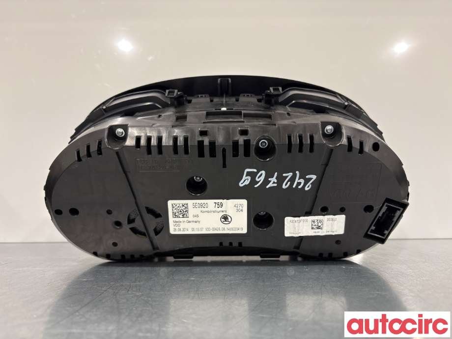 Instrumentpanel til Škoda Octavia 2013-2016 (Type III, Fase 1)  (SKODA|5E0920759|A2C87097200)