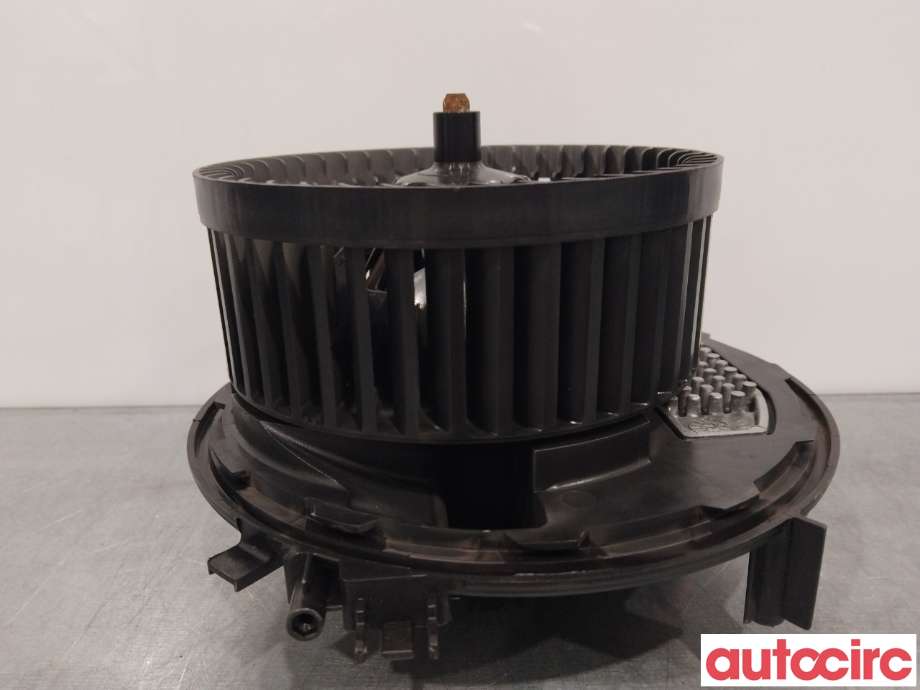 Varmeapparat motor til VW Passat 2015-2019 (Fase 1) (B8) (B8) (VOLKSWAGEN|3Q1819021A|)