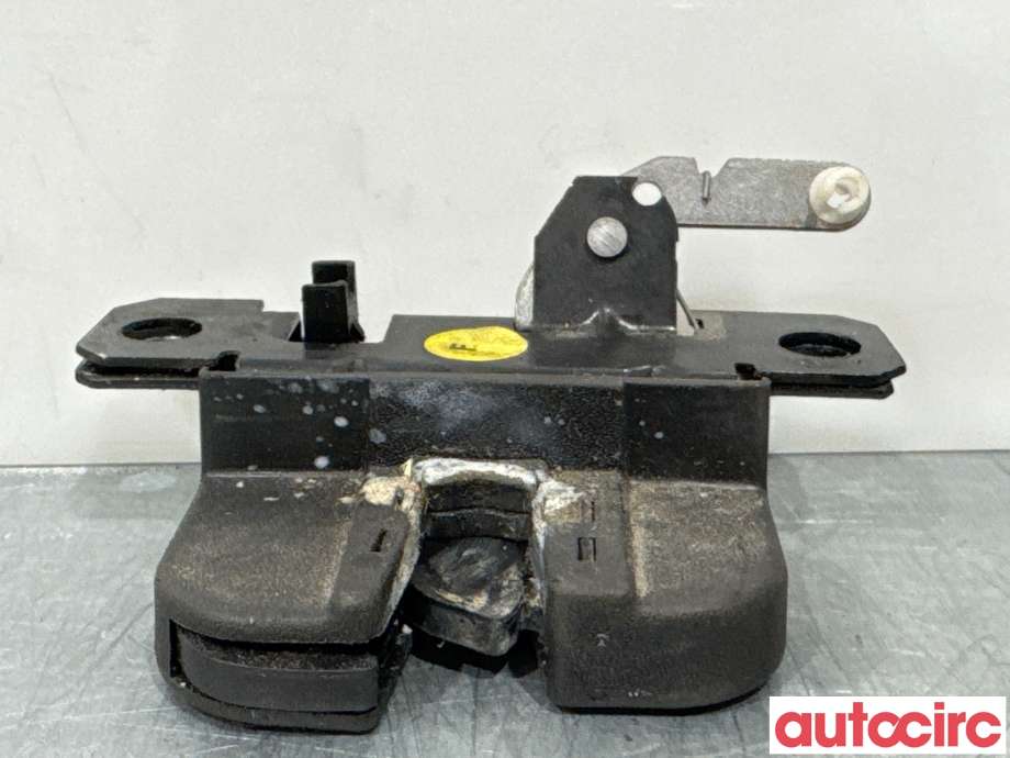 Baklukelås til VW Caddy, 2004-2010 (Type III, Fase 1)  (VOLKSWAGEN|2K0827506F)