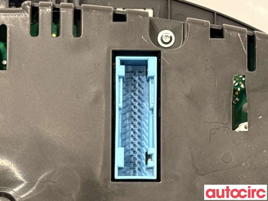 Instrumentpanel til VW Passat 2011-2015 (B7) (B7) (VOLKSWAGEN|3AA920870GX||3AA920870G)