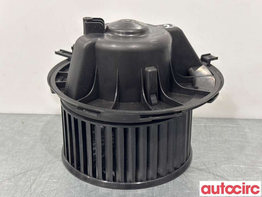 Varmeapparat motor til VW Caddy 2004-2010 (Type III, Fase 1)  (VOLKSWAGEN|1K1819015|983225|1K1819015F)