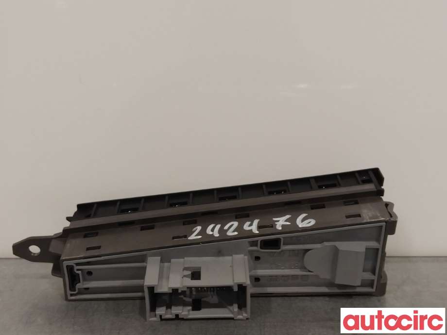 Bryter diverse til VW Passat 2011-2015 (B7) (B7) (VOLKSWAGEN|3AB927238DD)