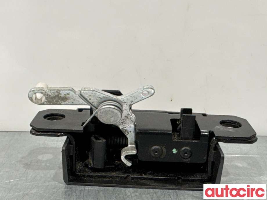 Baklukelås til VW Caddy 2010-2015 (Type III, Fase 2)  (VOLKSWAGEN|2K5827505|)