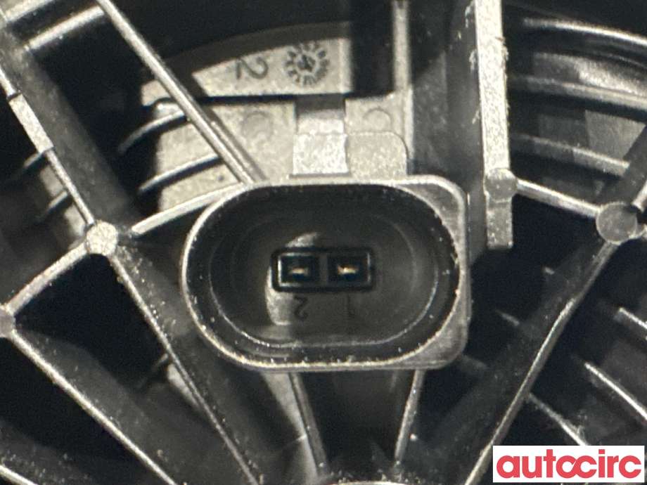 Bakluke/bakdør håndtak til VW Golf VII 2012-2017 (Fase 1) (VOLKSWAGEN|5G9827469D||5G9827469J)