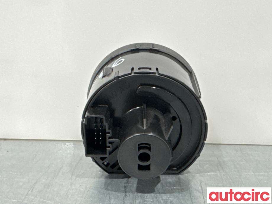 Bryter lys til VW Golf VII 2012-2017 (Fase 1)  (VOLKSWAGEN|5G0941431BD|10097012)