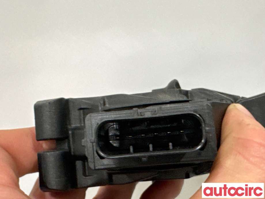 Pedal gass til VW Golf VII 2012-2017 (Fase 1) (VOLKSWAGEN|5Q1723503H|6PV010621-01|5Q1723503K)