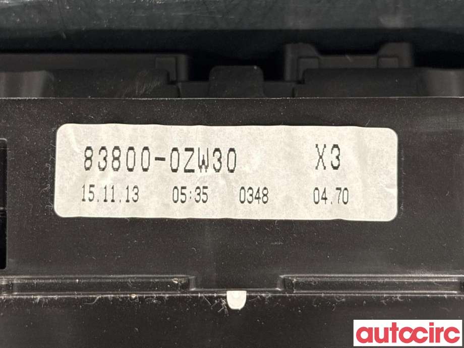 Instrumentpanel til Toyota Auris 2013-2015 (Type II, Fase 1) (TOYOTA|838000ZW30|)