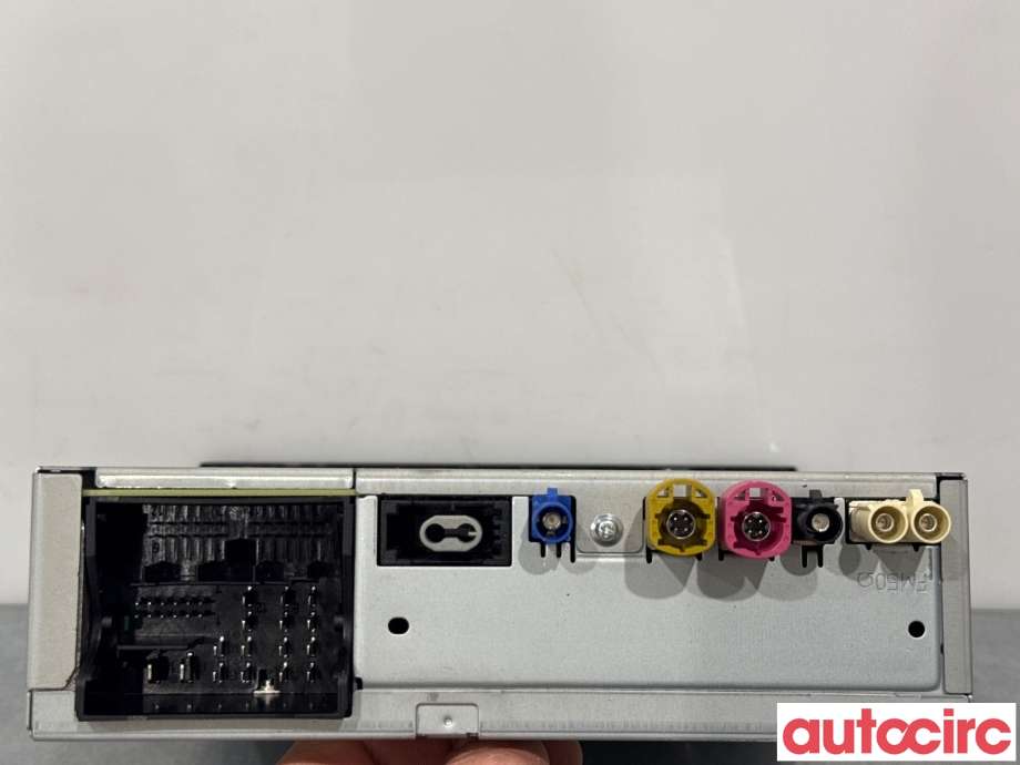 Bilstereo navigasjon til VW Golf VII 2012-2017 (Fase 1) (VOLKSWAGEN|5G0035874|)