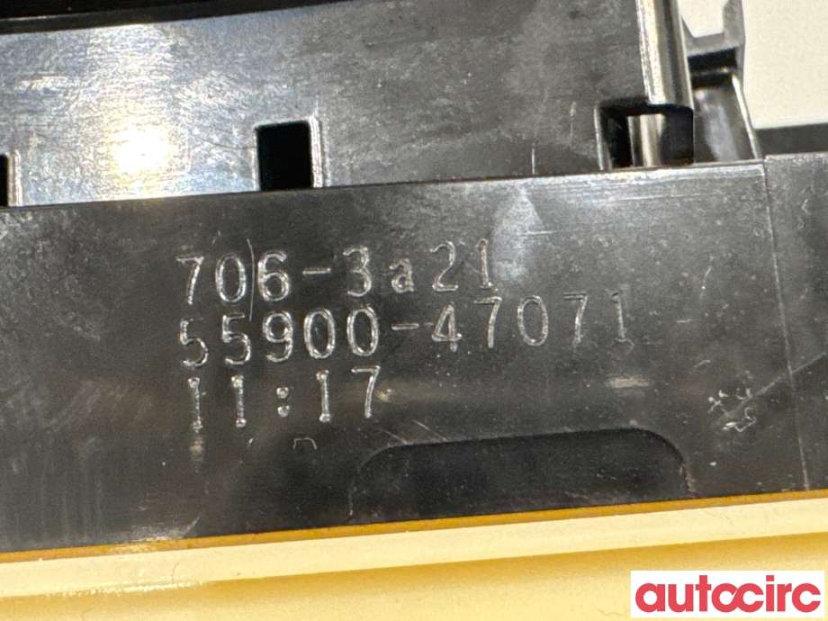 Varmeapparat betjening til Toyota Prius +7 2012-2020 (Type III) (stasjonsvogn) (stasjonsvogn) (TOYOTA|5590047071||55900-47071)