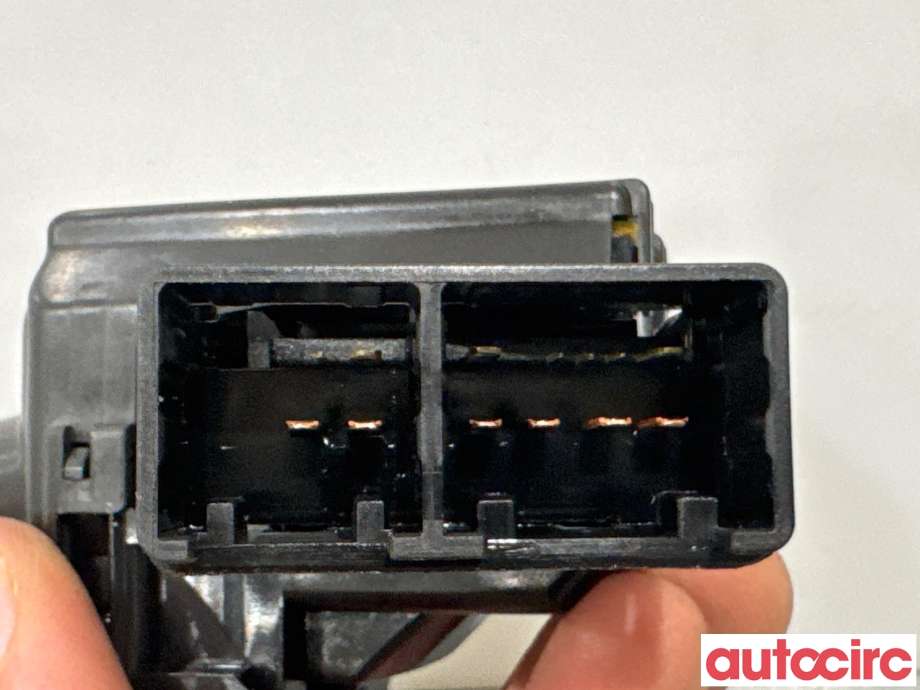 Bryter visker til Toyota Prius +7 2012-2020 (Type III) (stasjonsvogn) (stasjonsvogn) (TOYOTA|8465248190||48190)
