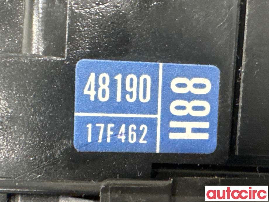 Bryter visker til Toyota Prius +7 2012-2020 (Type III) (stasjonsvogn) (stasjonsvogn) (TOYOTA|8465248190||48190)