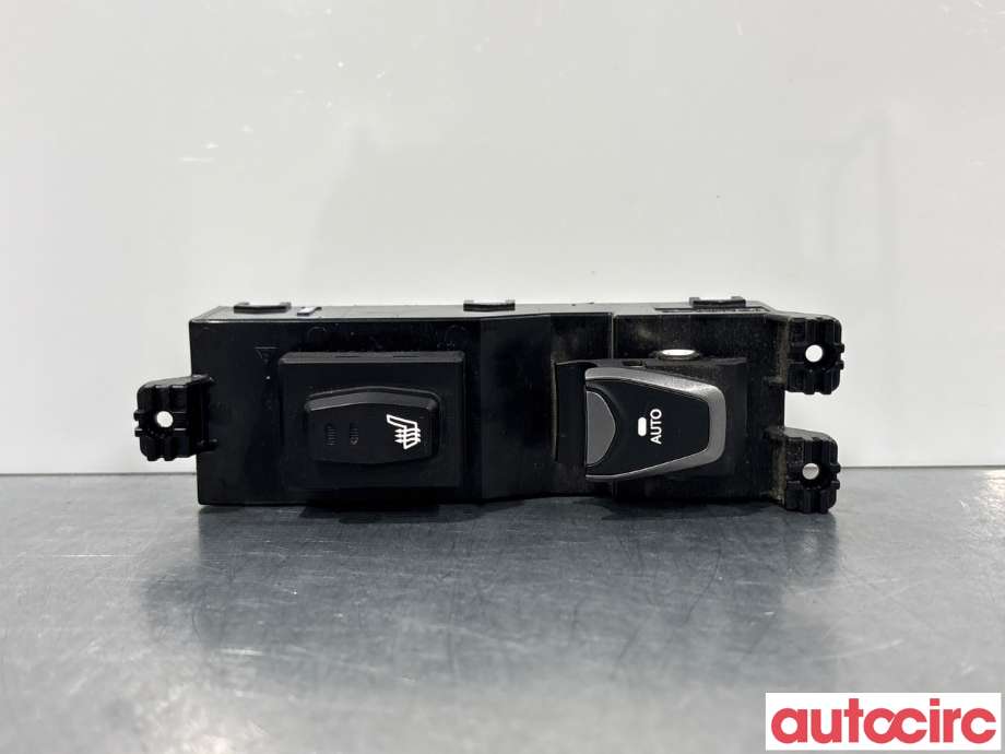 Bryter ruteheis til Hyundai Santa Fe 2012-2020 (Type III) (HYUNDAI|935802W600)