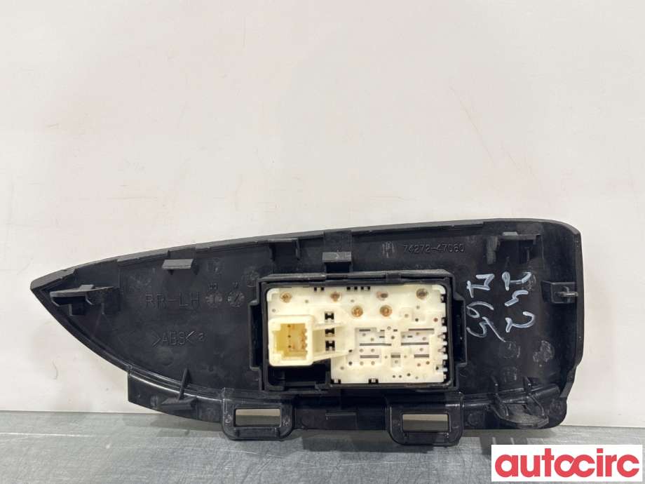 Bryter ruteheis til Toyota Prius +7 2012-2020 (Type III) (stasjonsvogn) (stasjonsvogn) (TOYOTA|8481033120|)