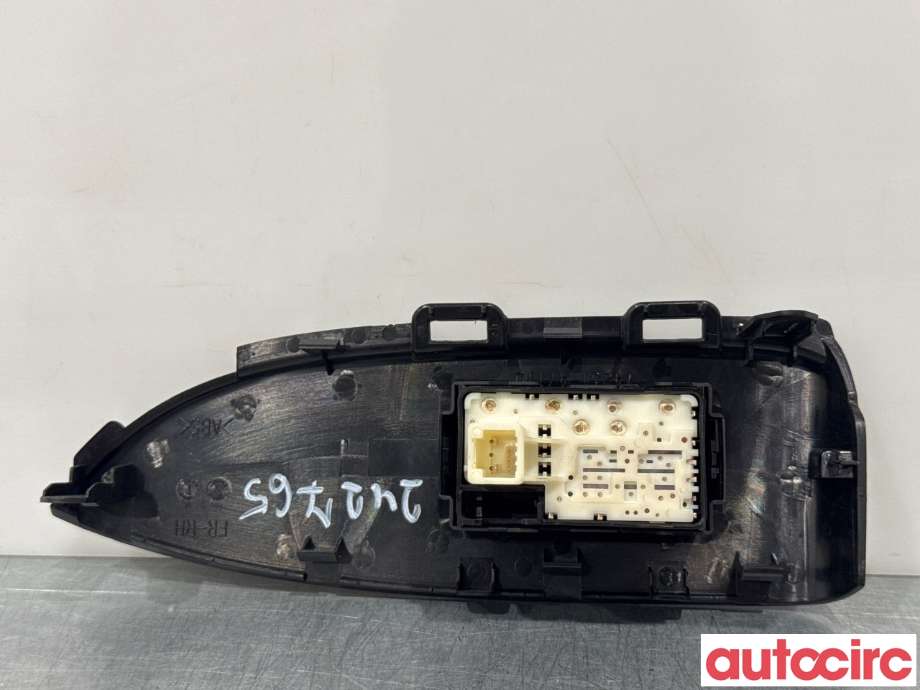 Bryter ruteheis til Toyota Prius +7 2012-2020 (Type III) (stasjonsvogn) (stasjonsvogn) (TOYOTA|8481033120|)