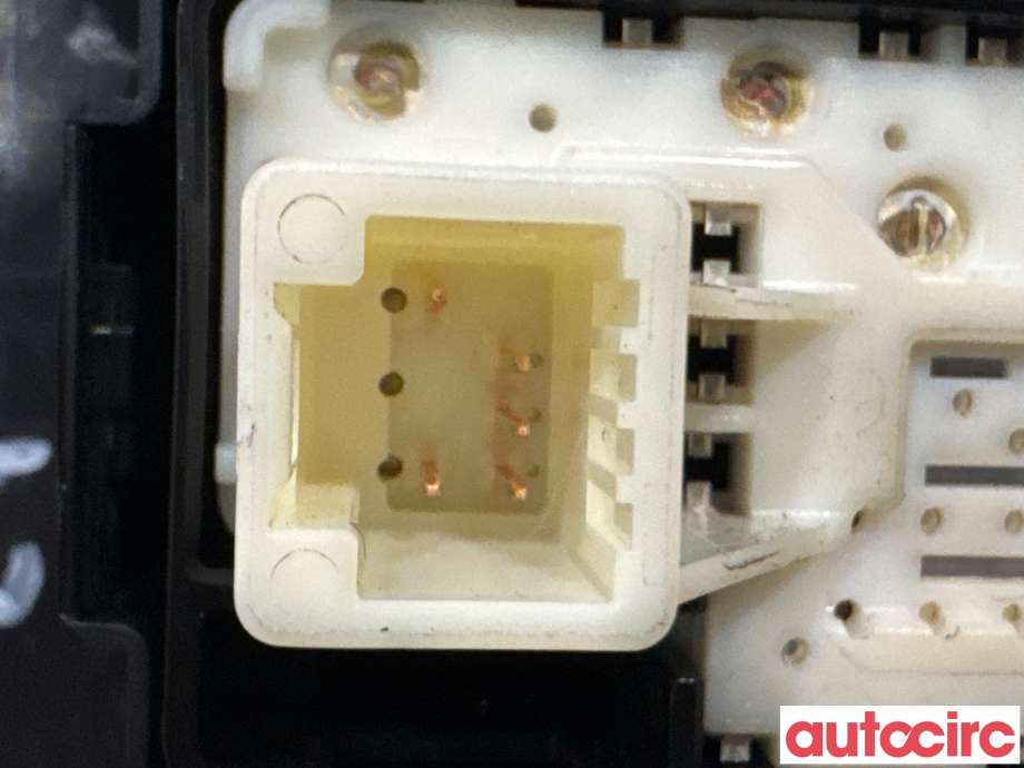 Bryter ruteheis til Toyota Prius +7 2012-2020 (Type III) (stasjonsvogn) (stasjonsvogn) (TOYOTA|8481033120|)