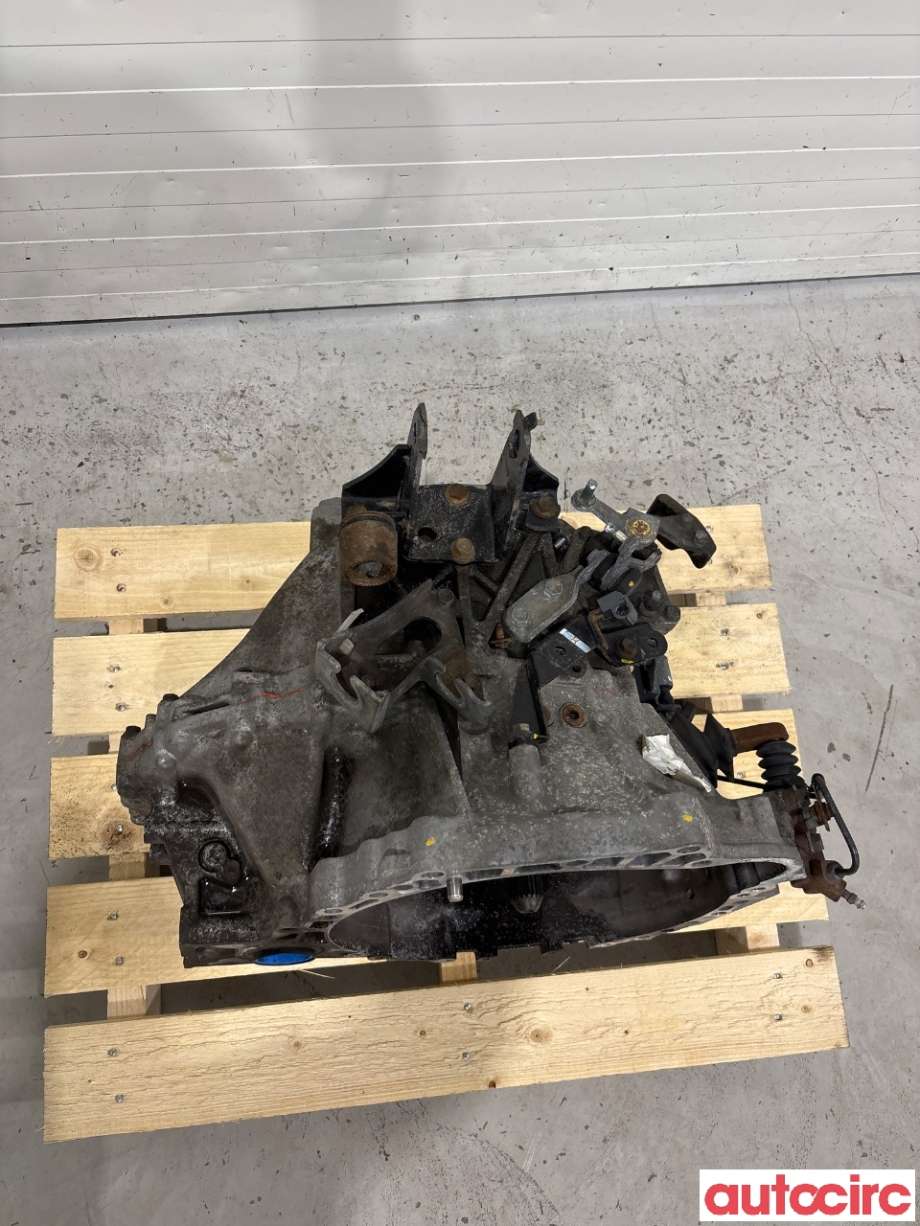 Girkasse manuell 6-trinn til Toyota Avensis 2009-2015 (Type III, Fase 1)  (TOYOTA|3030020A90|)