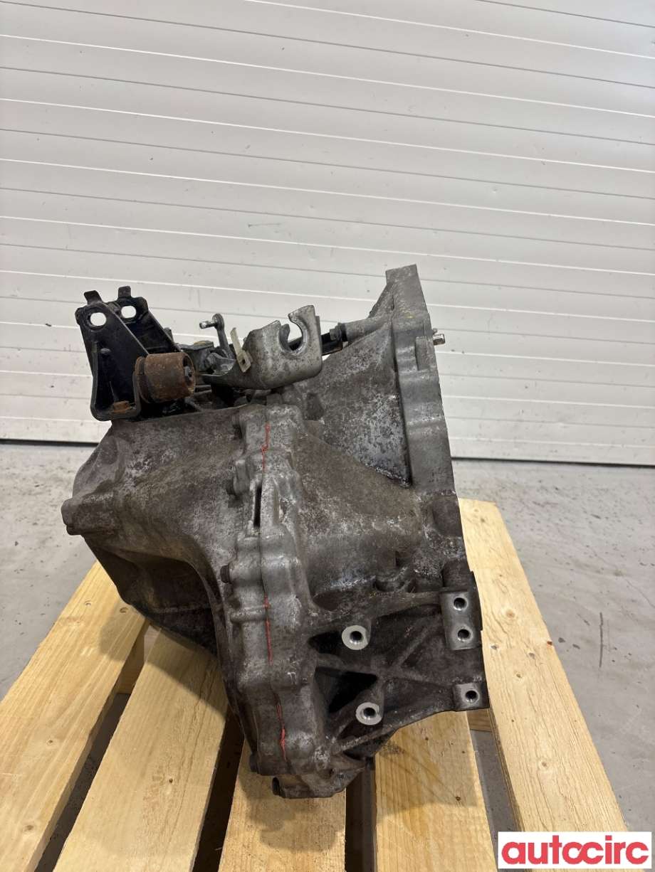 Girkasse manuell 6-trinn til Toyota Avensis 2009-2015 (Type III, Fase 1)  (TOYOTA|3030020A90|)