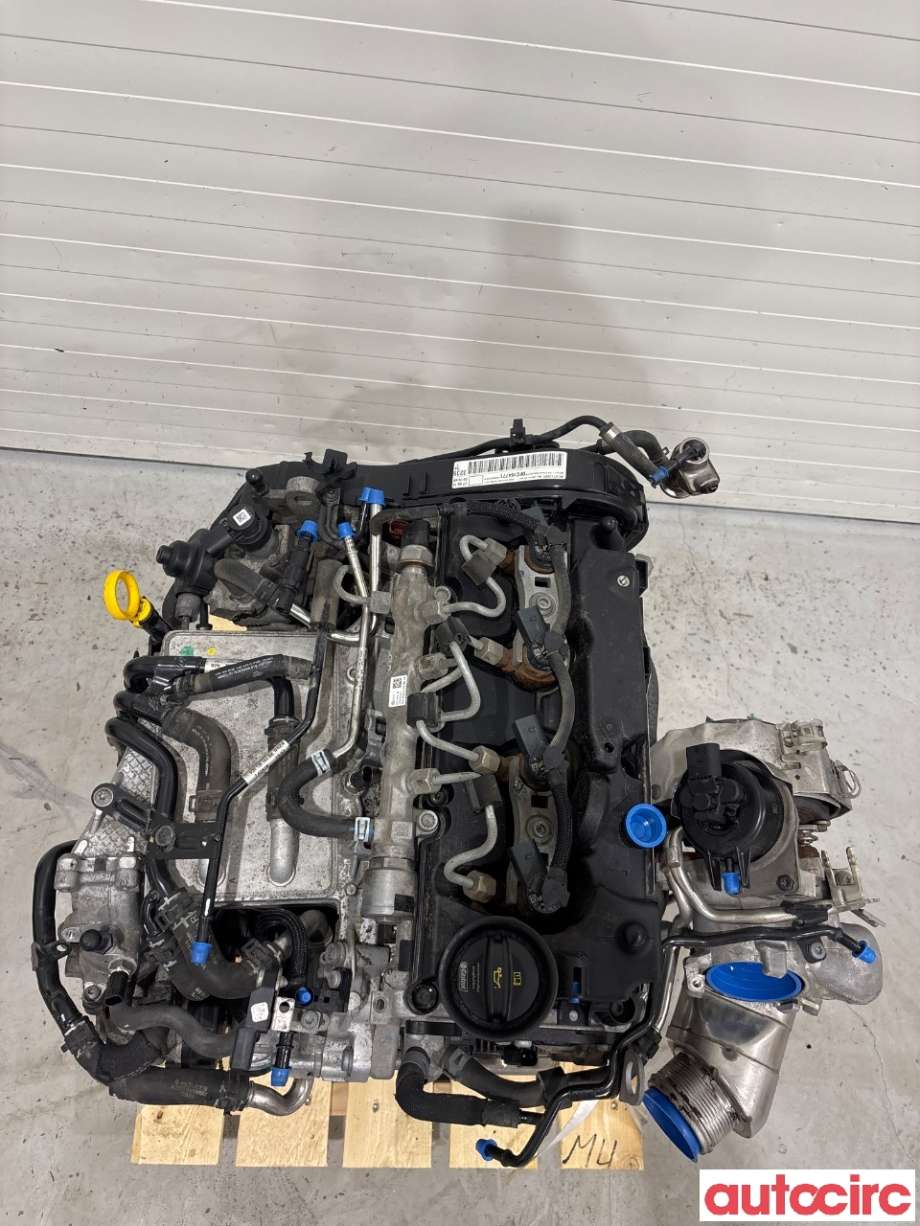 Motor diesel til VW Passat 2015-2019 (Fase 1) (B8) (B8) (VOLKSWAGEN|04L100090M|DFCA|)