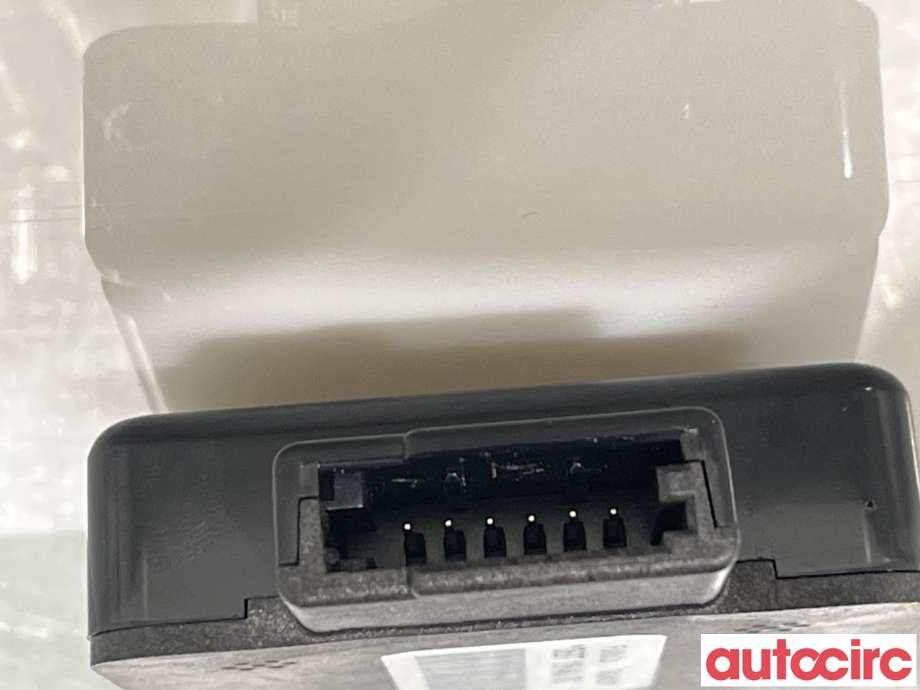 Diverse deler til Ford C-Max 2015-2019 (Type II, Fase 2)  (FORD|1945263||DE8T19H463DC)