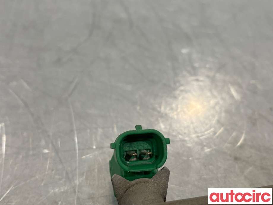Dyseskinne (fuelrail) til Mitsubishi Grandis 2004-2009 (MITSUBISHI|MR988175|MN183292)