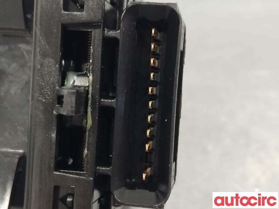 Bryter blink til Mazda CX-5 2012-2017 (Type I)  (MAZDA|KS12-66-122|KS1217J657)