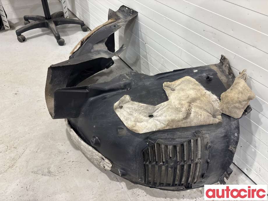 Skjerm locari høyre foran til Peugeot 508 2018-->> (Type II)  (PEUGEOT|9813373080|)