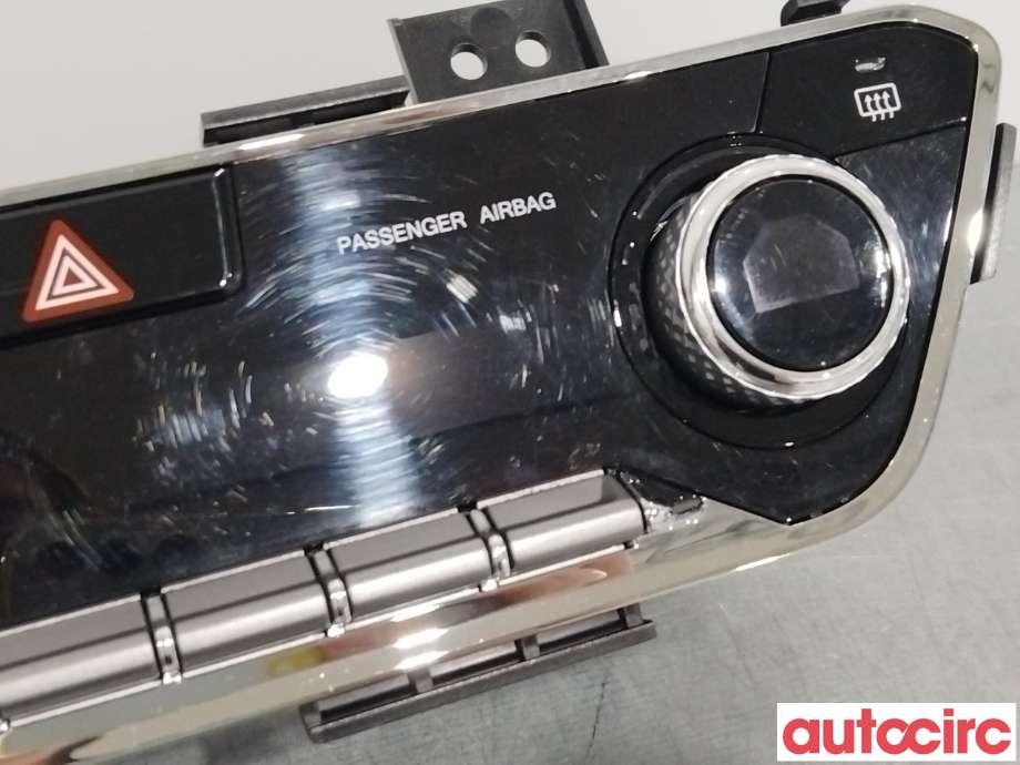 Varmeapparat betjening til SsangYong Korando 2019-->> (Type IV)  (SSANGYONG|6872037000||68720-37000LAX)