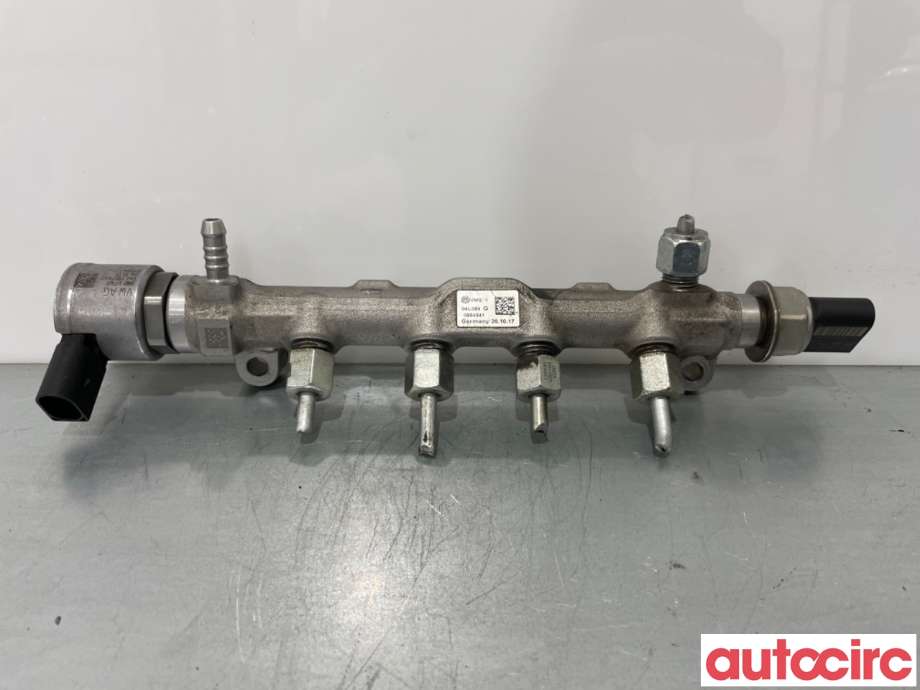 Dyseskinne (fuelrail) til VW Tiguan, 2016-2020 (Type II, Fase 1)  (VOLKSWAGEN|04L130089G)