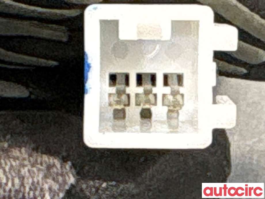 Bryter diverse til Hyundai Santa Fe 2012-2020 (Type III)  (HYUNDAI|936953M0004X|)