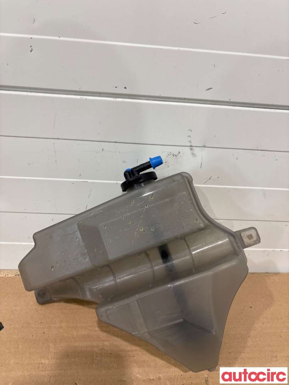 Ekspansjonstank til Mazda CX-5 2012-2017 (Type I) (MAZDA|SH01-15-351|SH0115351|)