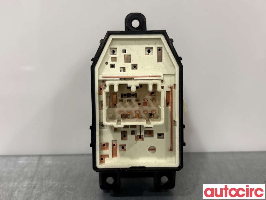 Bryter speil til Hyundai Santa Fe 2012-2020 (Type III) (HYUNDAI|935732W100)