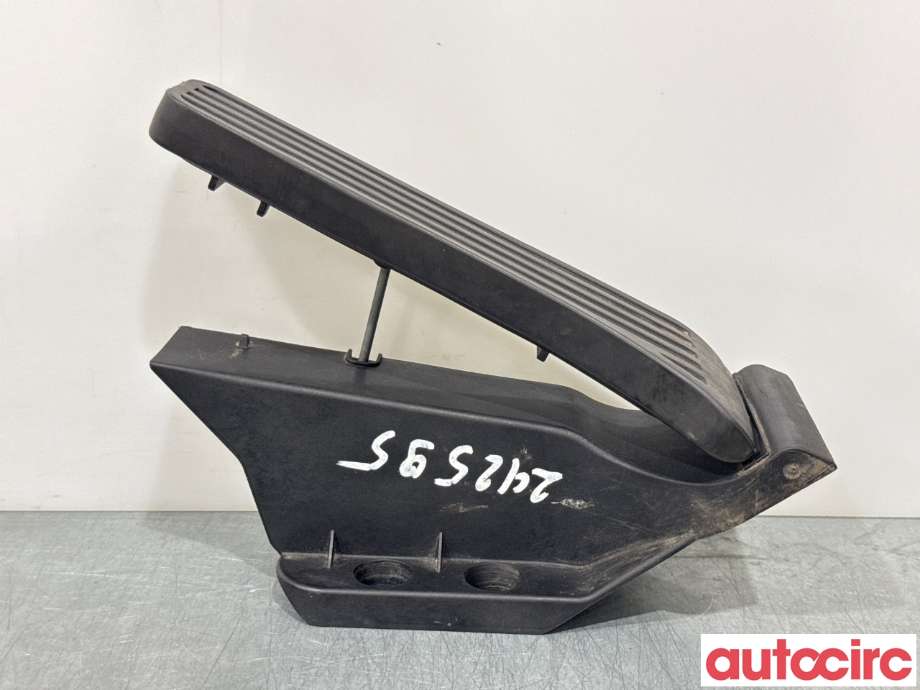 Pedal gass til Mercedes C-Klasse 2007-2011 (Fase 1) (W204) (W204) (MERCEDES|A2043000004||A2223000900)