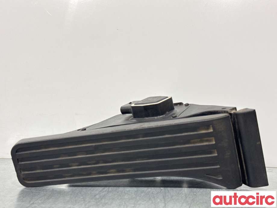 Pedal gass til Mercedes C-Klasse 2007-2011 (Fase 1) (W204) (W204) (MERCEDES|A2043000004||A2223000900)