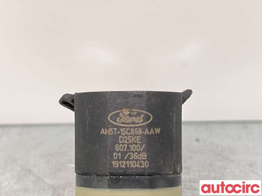 Parkeringssensor foran til Ford Focus 2011-2014 (Type III, Fase 1) (FORD|1694072|AM5T-15C868-AAW)