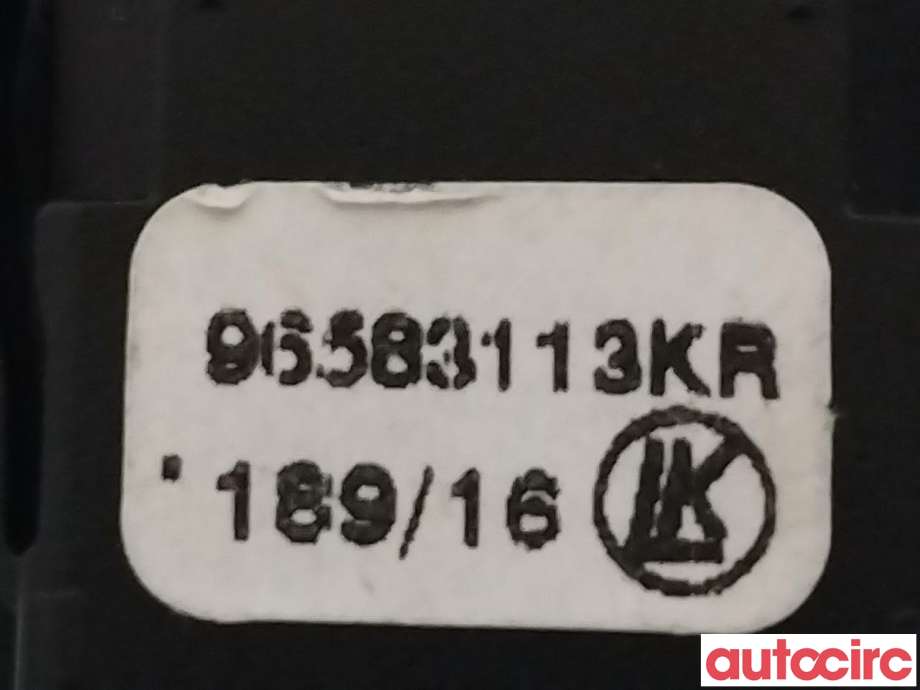 Bryter nødblink til Peugeot Partner 2015-2019 (Type II, Fase 2)  (PEUGEOT|6990L2|96583113KR)