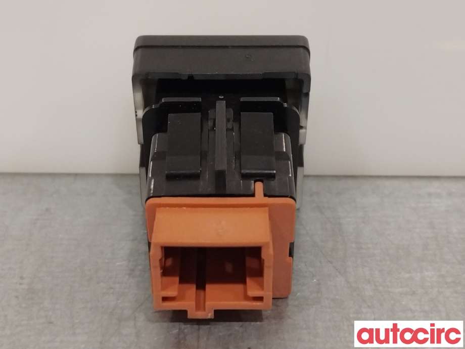Bryter Antispinn til Peugeot Partner 2015-2019 (Type II, Fase 2)  (PEUGEOT|98024711XT|)