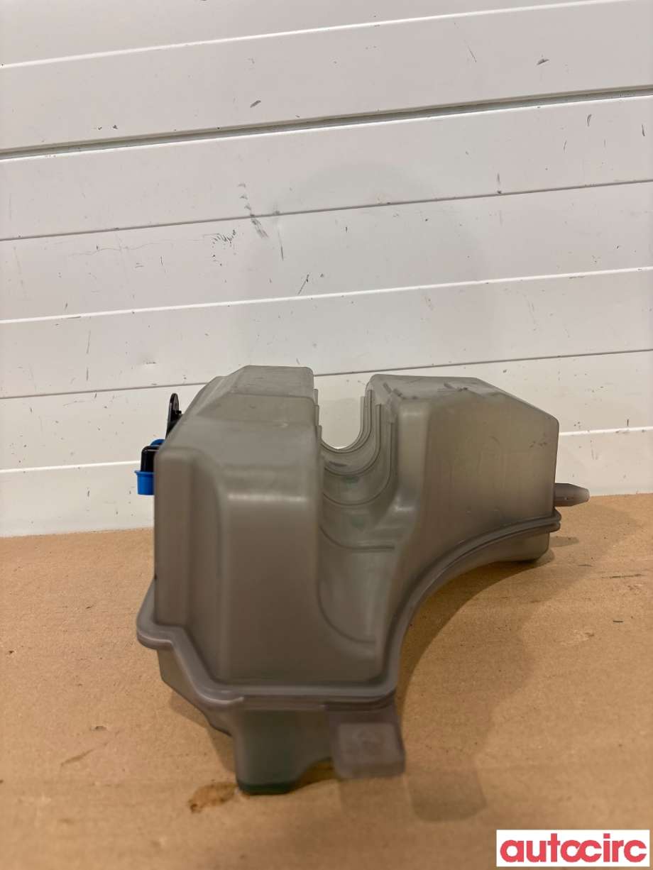 Ekspansjonstank til Mazda CX-5 2012-2017 (Type I)  (MAZDA|SH01-15-351|SH0115351|)