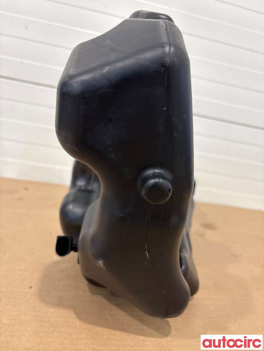 Spylertank til Mercedes E-Klasse 2013-2016 (Fase 2) (W212) (W212) (MERCEDES|A2048691420|)
